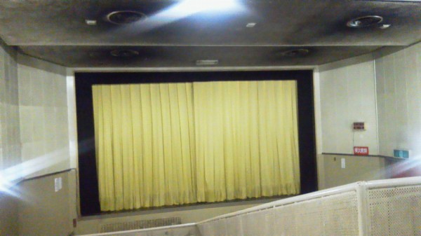 映画館（＾＾）サムネイル